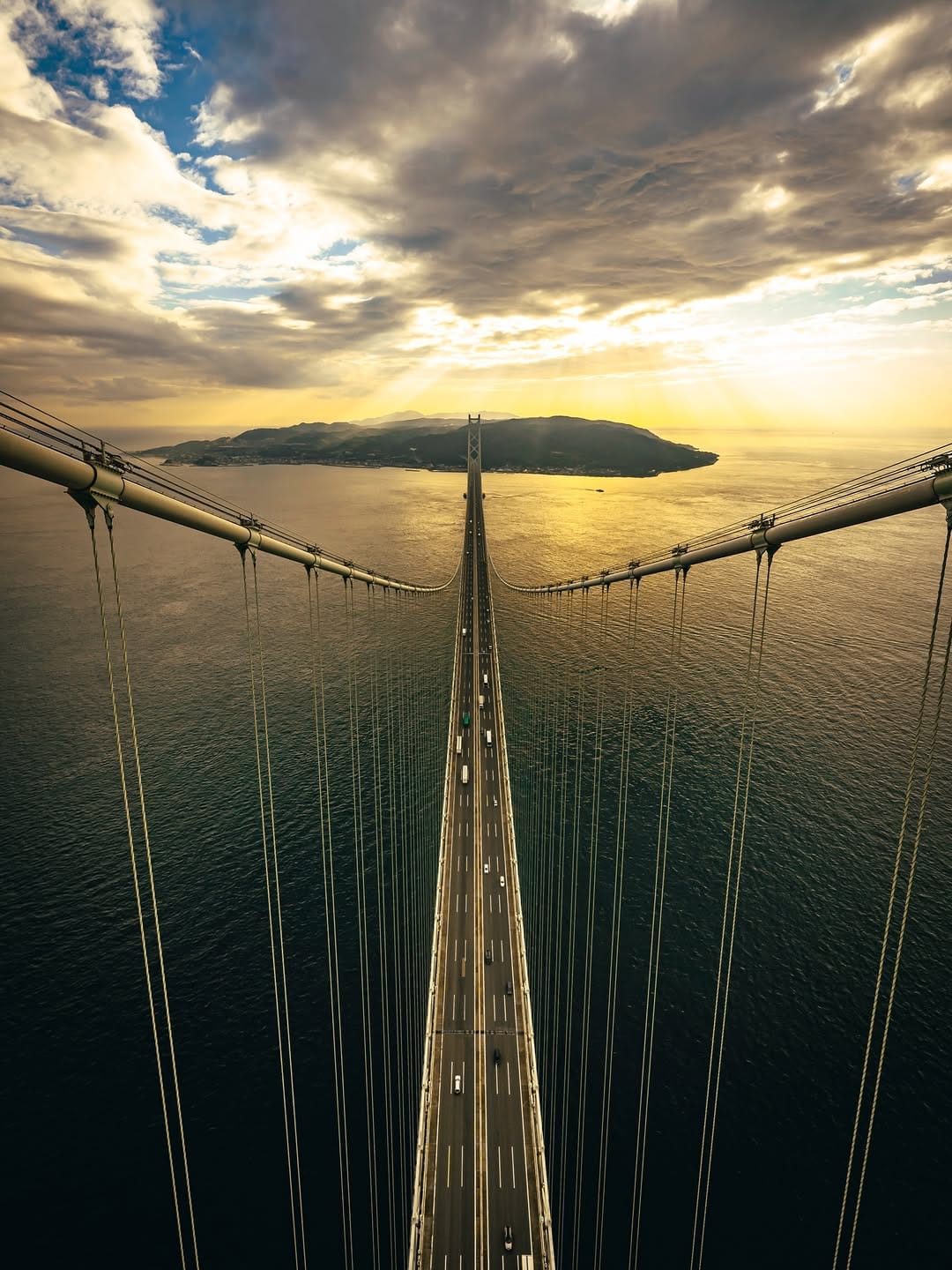 Post 2 by eiki hosomi on Instagram (image)