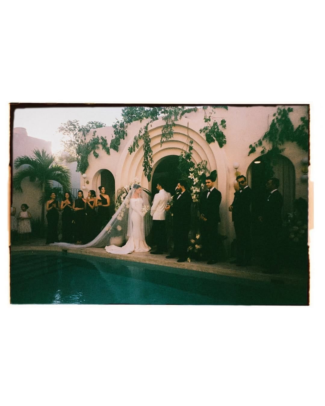 Post 7 by Casa Arka on Instagram (carousel)