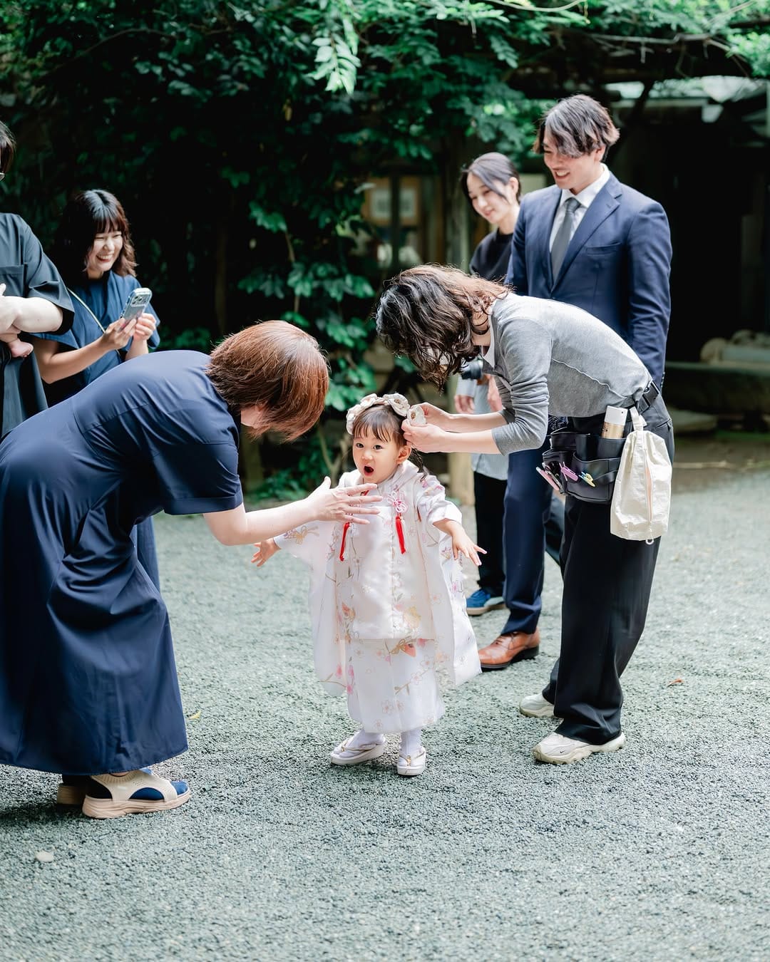 Post 2 by STUDIO KAMIGAITO|東京|結婚写真|家族写真 on Instagram (carousel)