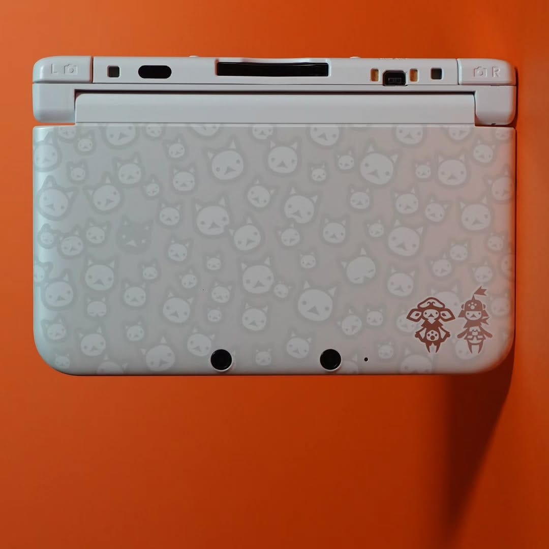 Post 5 by Raretro Consoles on Instagram (carousel)