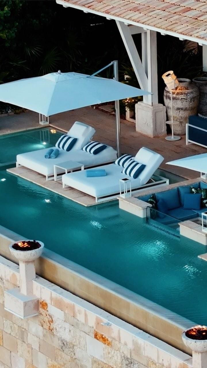 Post 9 by Villa Sha Cancun on Instagram (video)