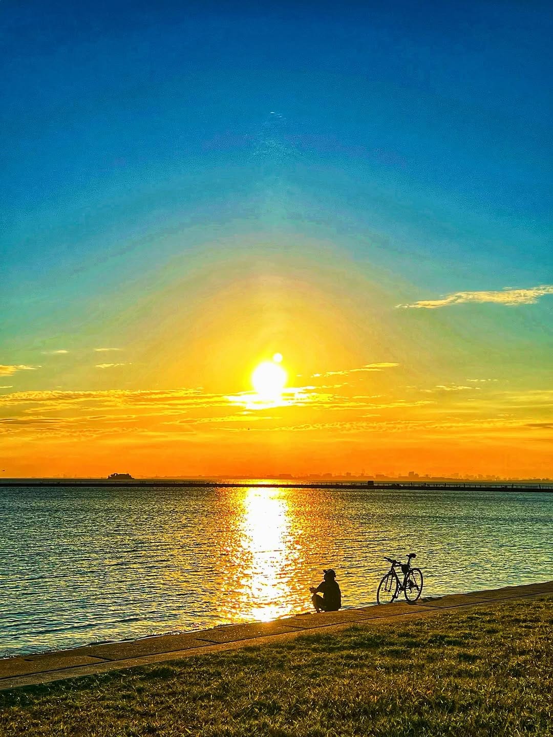 Post 9 by 渡部竹志 on Instagram (image)