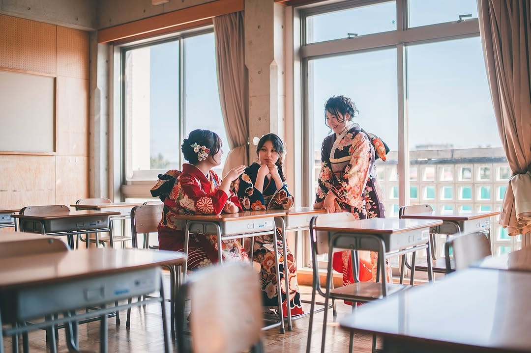 Post 2 by 小林能伊 / フォトグラファー on Instagram (carousel)