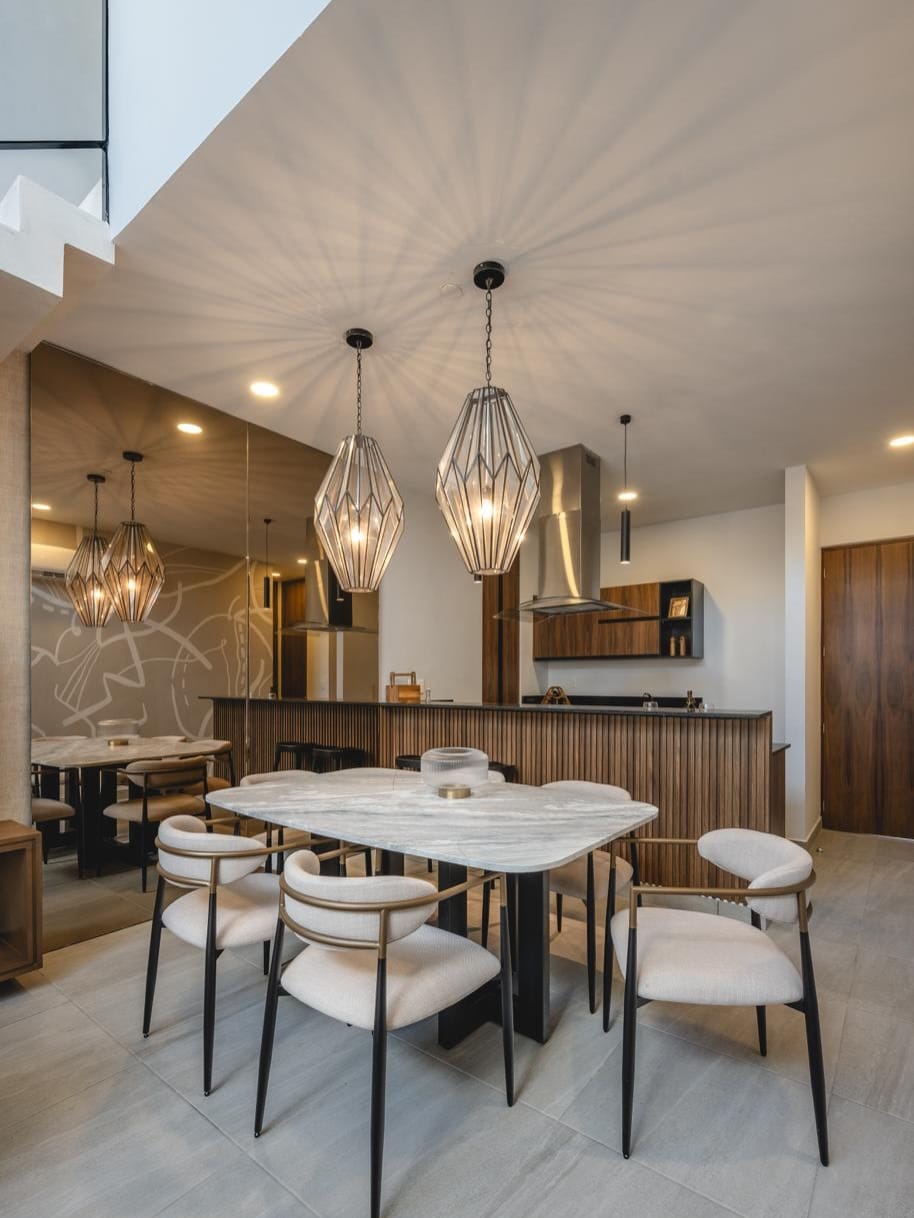 Post 8 by Orten - Casas en Venta en Merida - on Instagram (carousel)