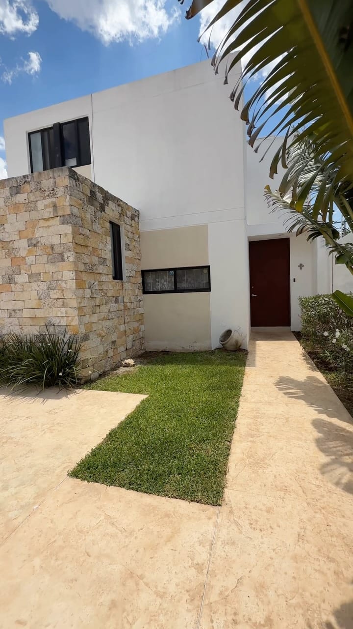 Post 6 by Orten - Casas en Venta en Merida - on Instagram (video)