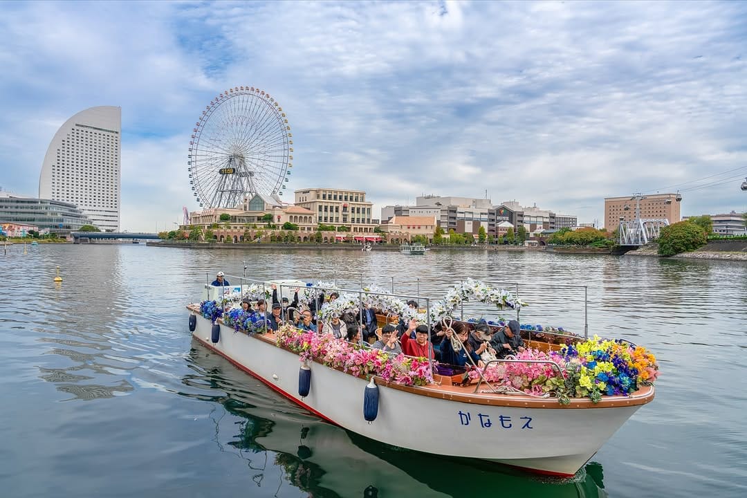 Post 7 by Nakayama  Tatsushi Photo Office中山竜史写真事務所 on Instagram (carousel)