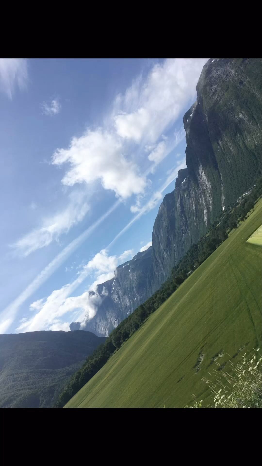Post 10 by Nina Marie Urdshals | Norway nature🇳🇴 on Instagram (video)