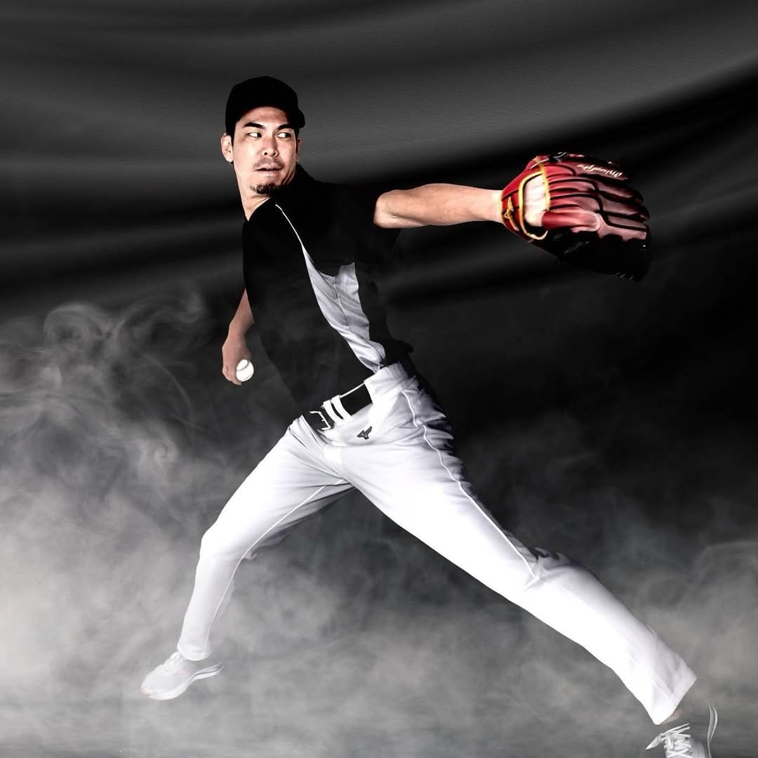 Post 1 by Fukumi Tadaishi    Photographer on Instagram (image)