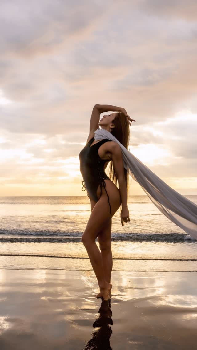 Post 8 by Fukumi Tadaishi    Photographer on Instagram (video)