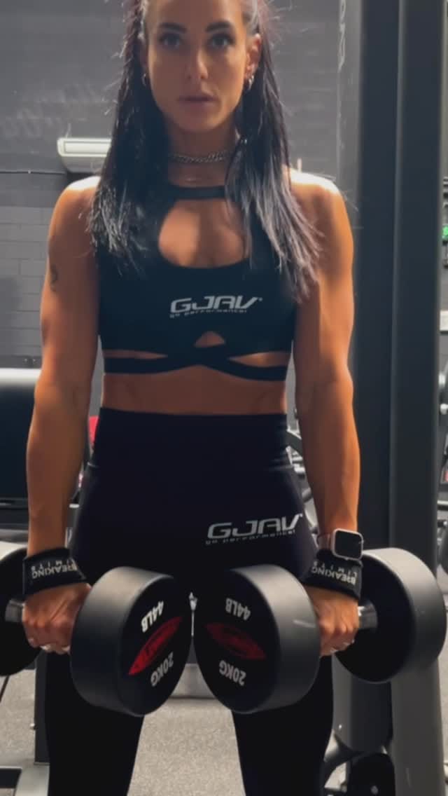 Post 8 by GJAV on Instagram (video)