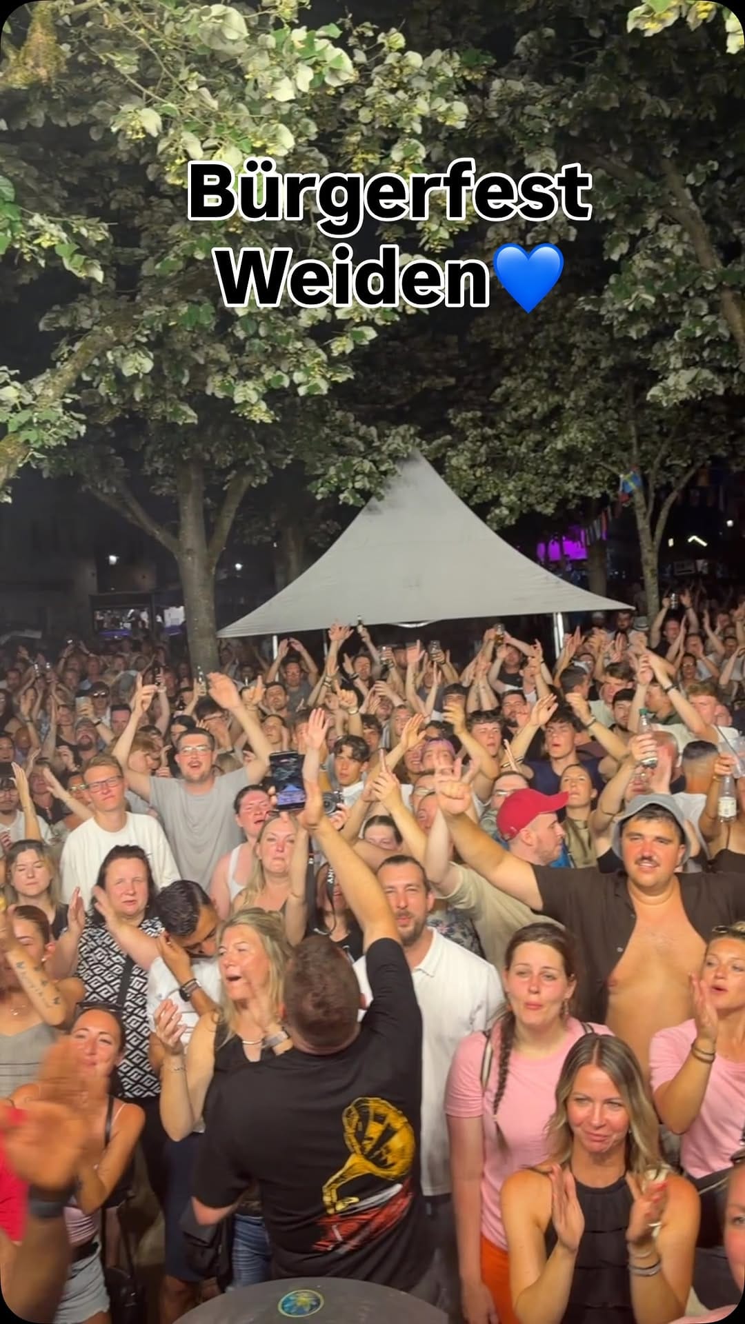 Post 1 by Partyband Highline on Instagram (video)
