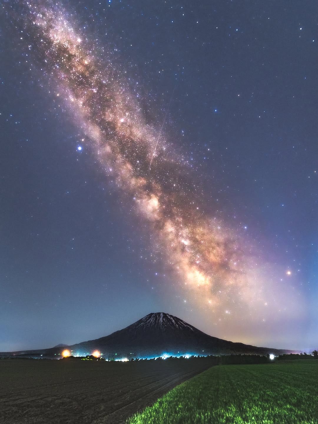 Post 5 by Kazutomo on Instagram (carousel)
