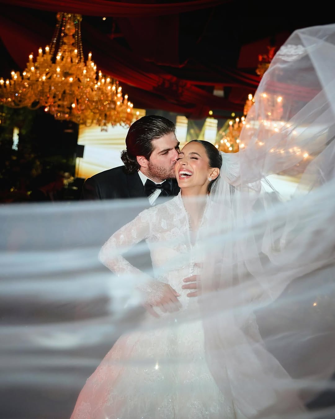 Post 4 by Enrique Mancera on Instagram (carousel)