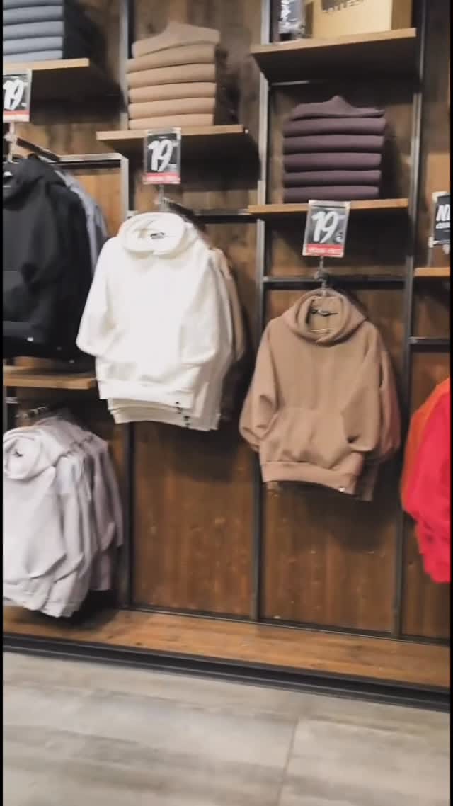 Post 9 by Gallery Project on Instagram (video)