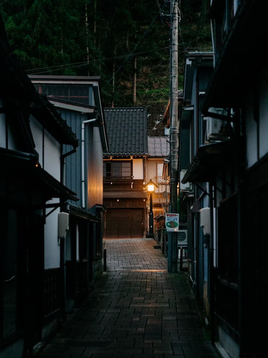 Post 1 by ken on Instagram (image)