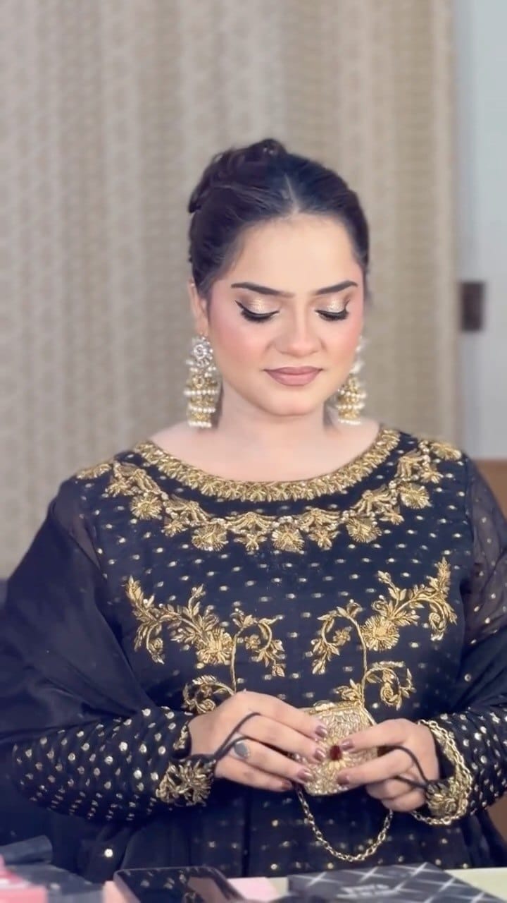 Post 1 by لمس مریم حسن on Instagram (video)