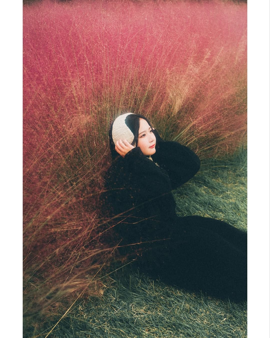 Post 6 by せ　　い on Instagram (carousel)