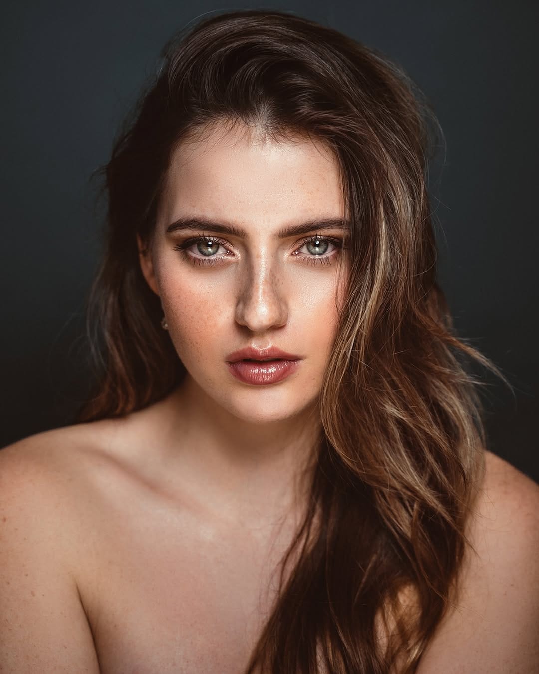 Post 10 by Mischa Buckow on Instagram (image)