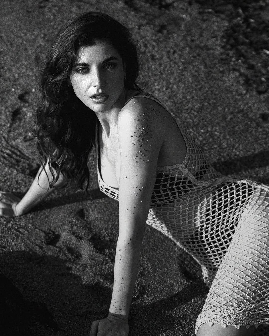 Post 2 by Mischa Buckow on Instagram (image)
