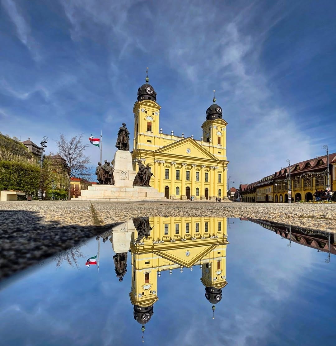 Post 6 by Basti | travel | photography | reflection on Instagram (image)