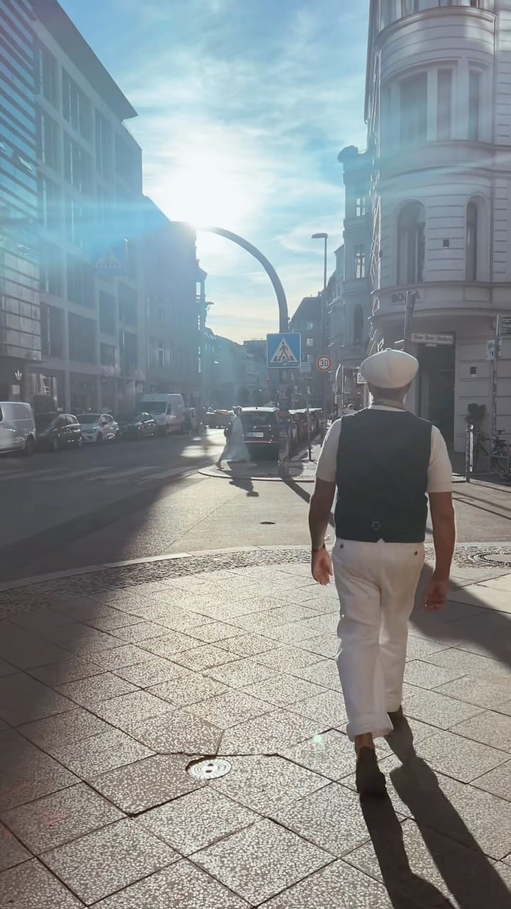 Post 5 by Gianluigi Captain Santors on Instagram (video)