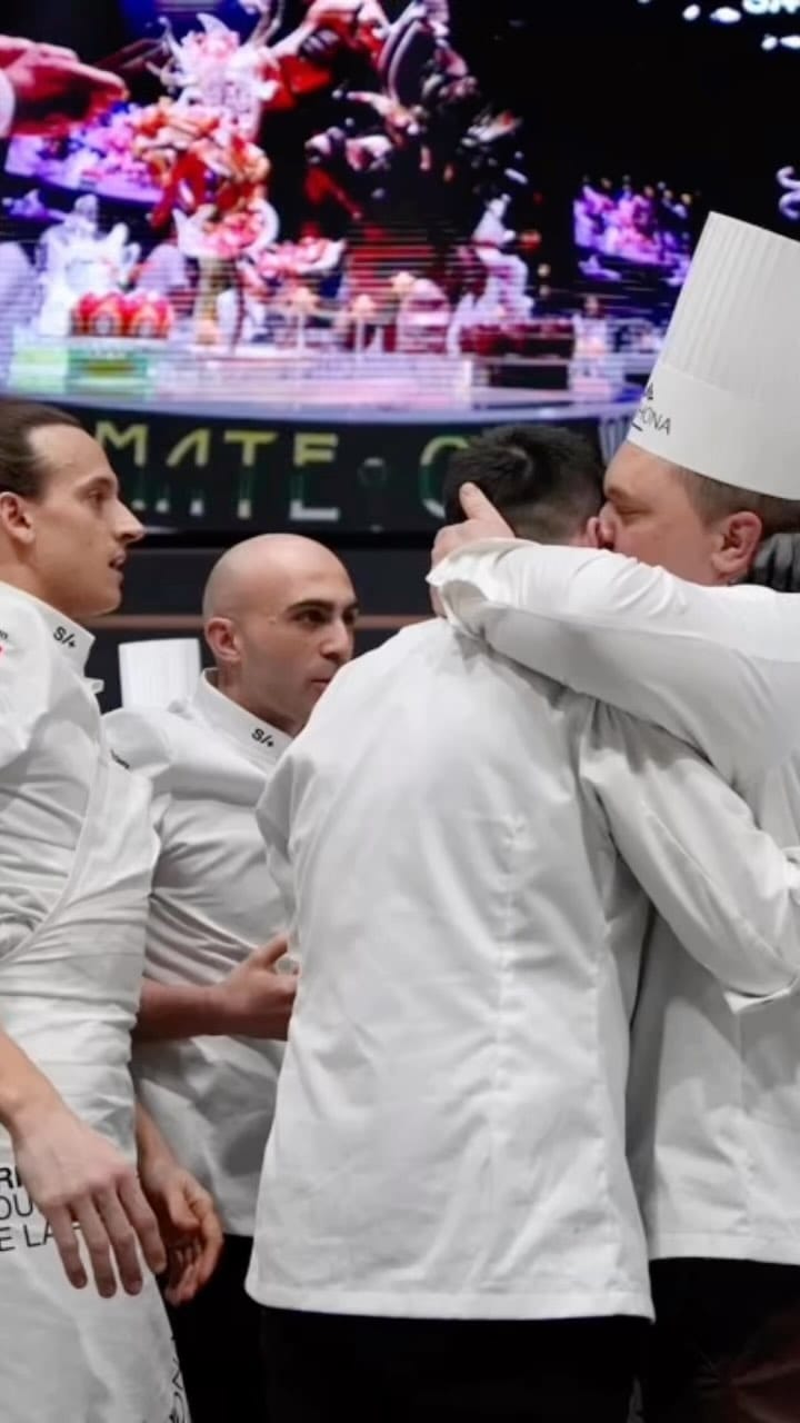 Post 2 by Dubai Chefs on Instagram (video)