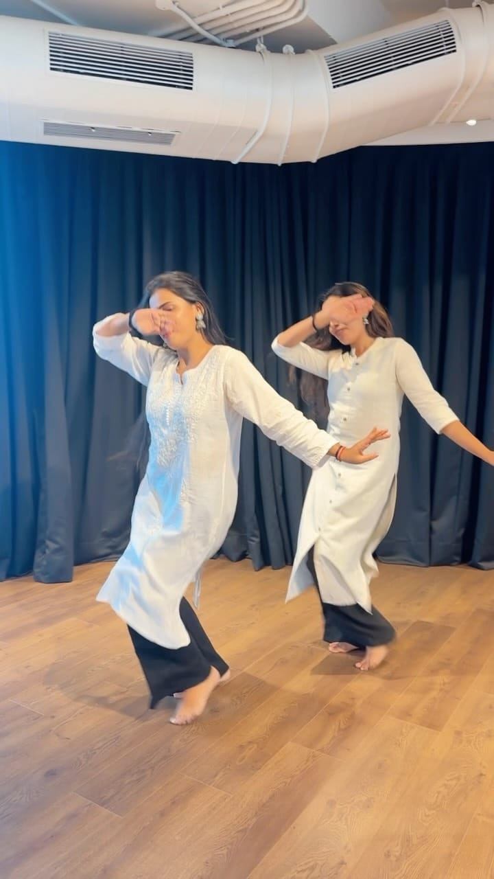 Post 9 by Nupur Wankhede 🧿 on Instagram (video)