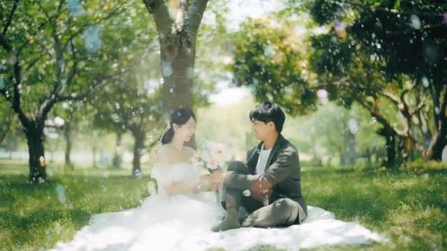 Post 2 by wink | 福岡|結婚式|エンドロール|オープニングムービー|プロフィールムービー| on Instagram (video)