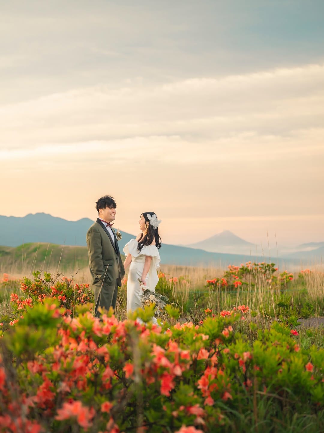 Post 6 by おちあいです🏔山岳ウェディングフォトグラファー📸 on Instagram (carousel)