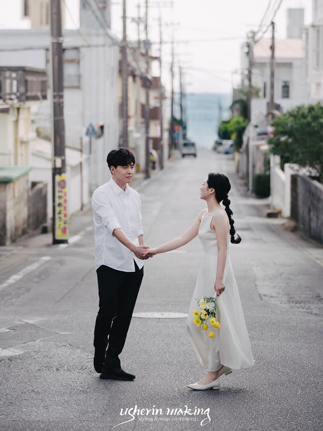 Post 2 by 沖縄フォトウェディング、前撮り、ファミリーフォト오키나와스냅 Okinawaphotographer on Instagram (carousel)