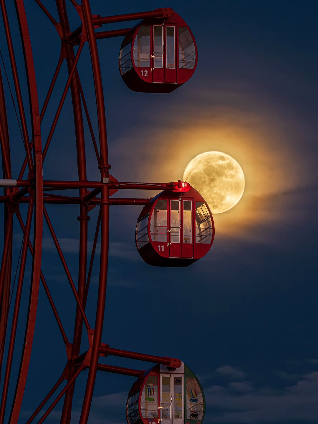 Post 6 by TK on Instagram (image)