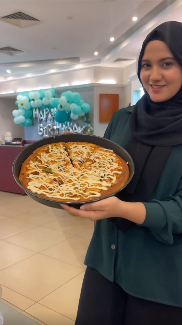 Post 7 by Pizza Modo on Instagram (video)