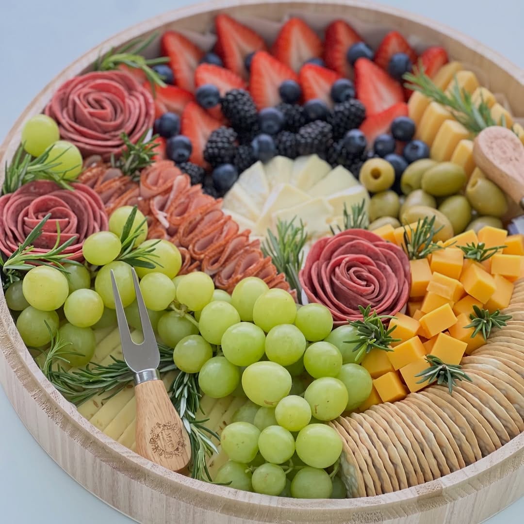 Post 1 by ＭＡＣ | Gourmet Cheese Boards on Instagram (image)