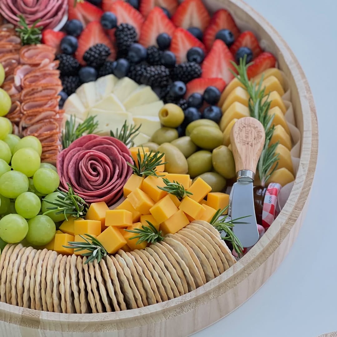 Post 2 by ＭＡＣ | Gourmet Cheese Boards on Instagram (image)