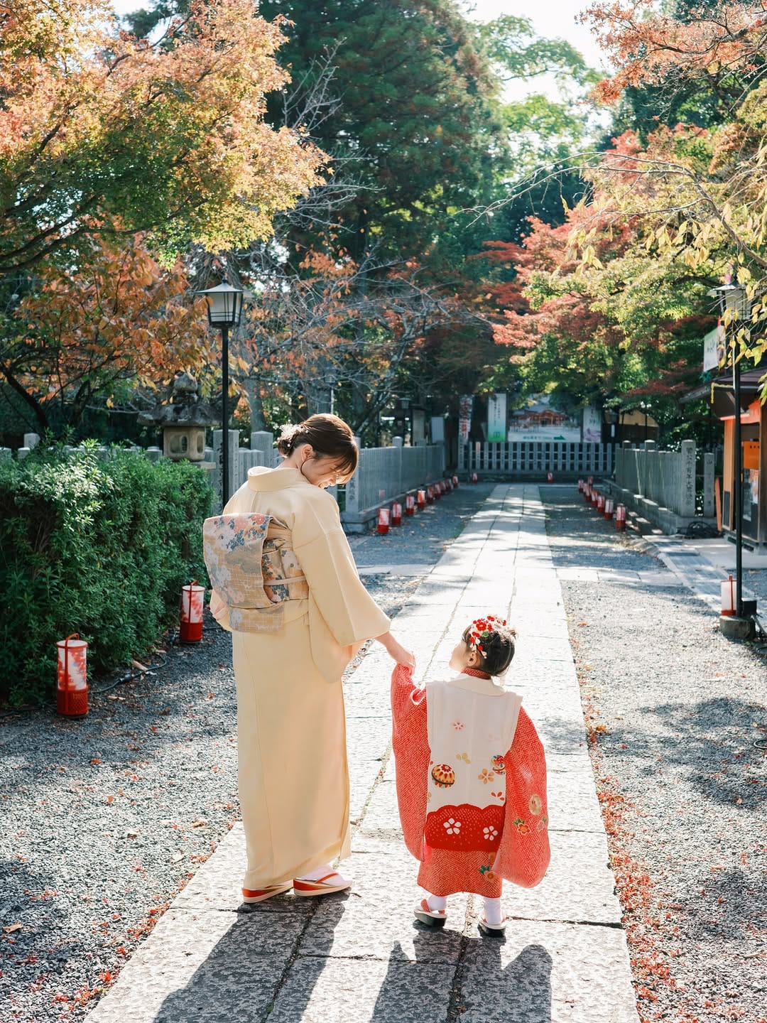 Post 7 by nakada masashi出張撮影｜FUJIFILM｜お宮参り｜七五三｜マタニティフォト on Instagram (carousel)