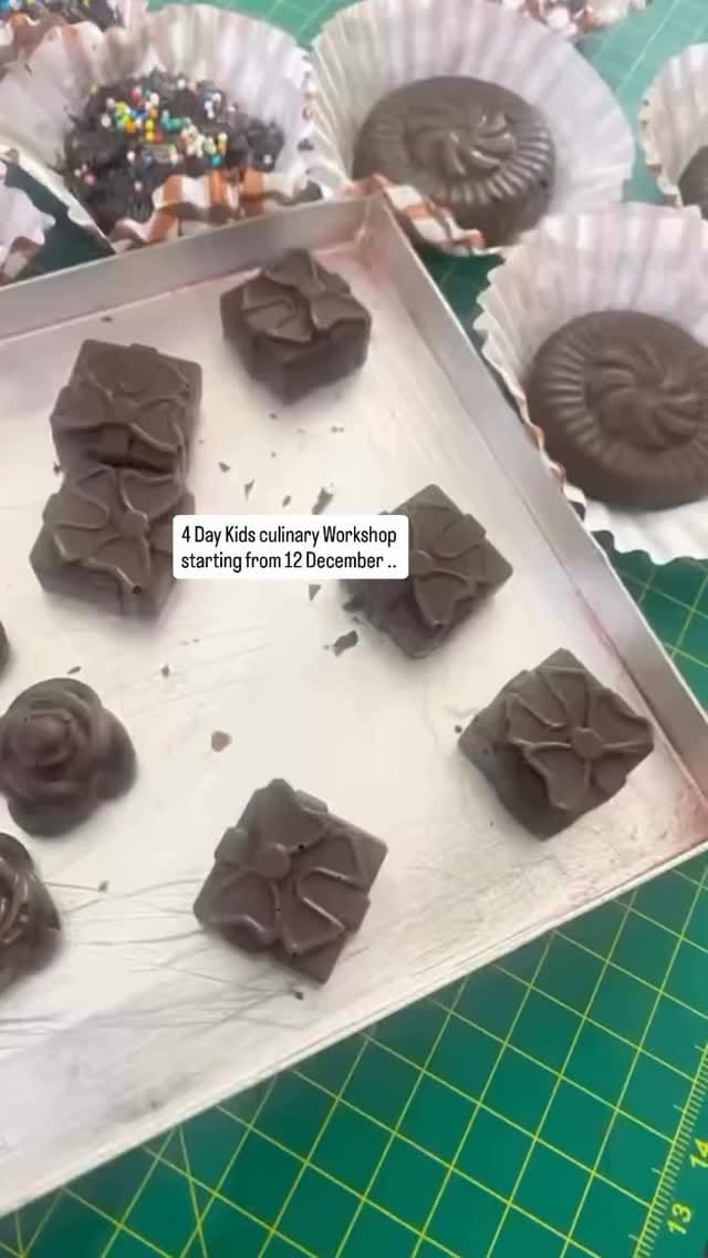 Post 3 by Leena Mokha on Instagram (video)