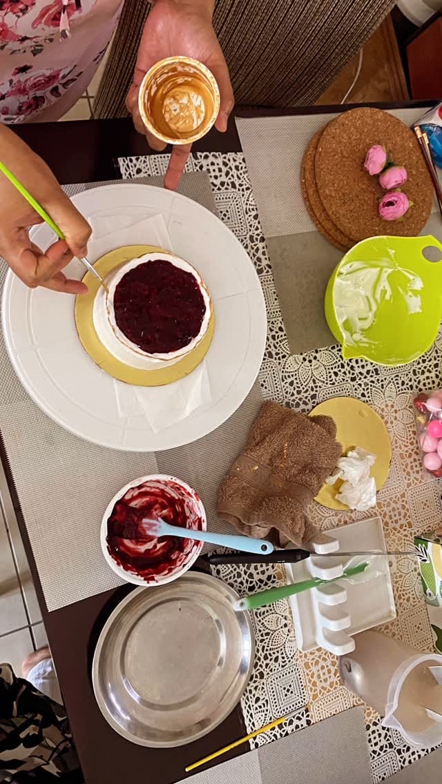 Post 8 by Leena Mokha on Instagram (video)