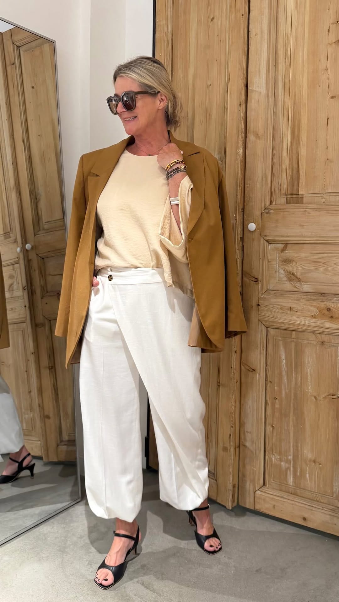 Post 5 by butik alkmaar on Instagram (video)