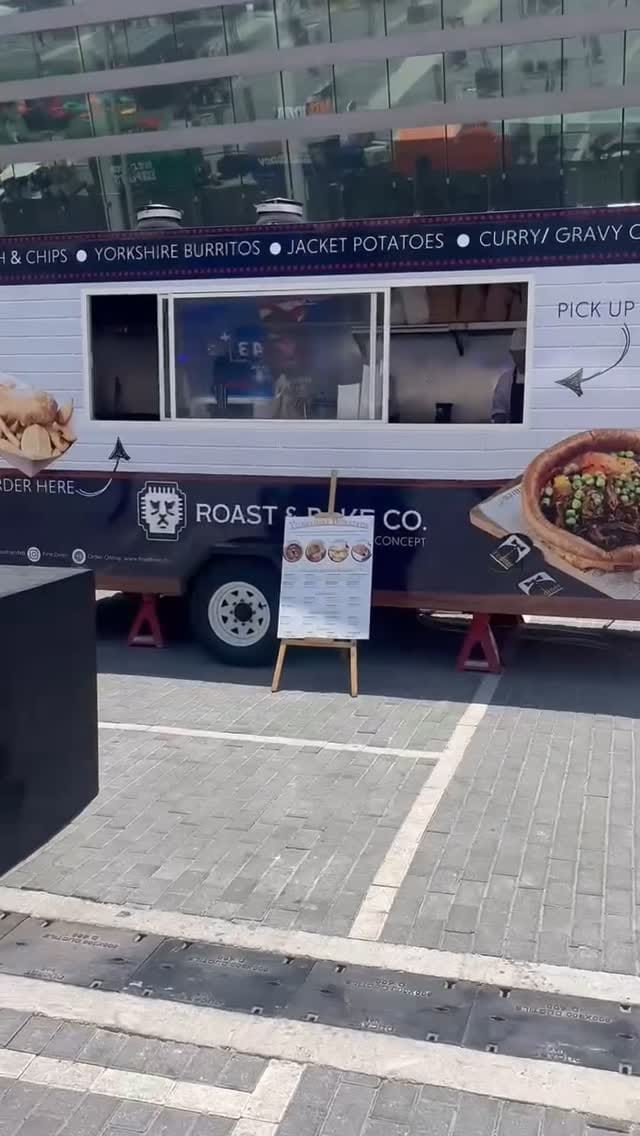 Post 4 by Fine Diner on Instagram (video)