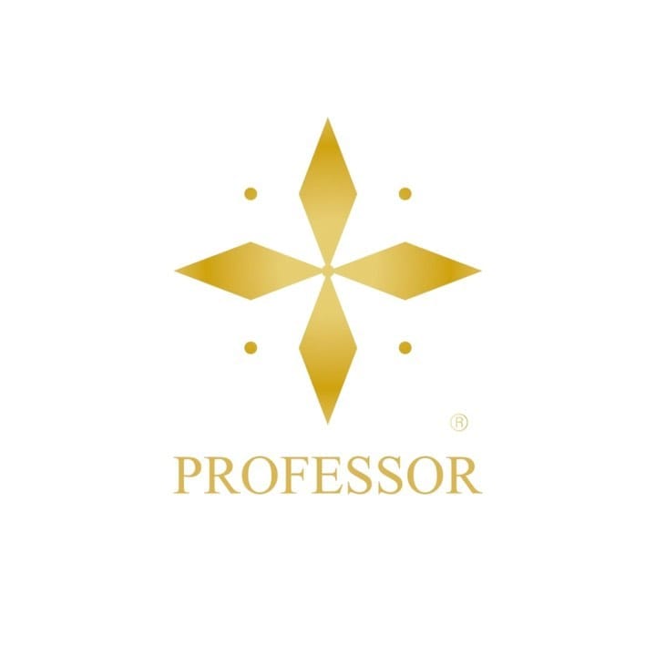 Post 6 by Professor Perfumes on Instagram (video)