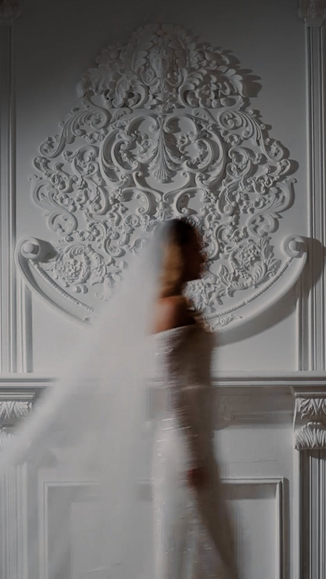 Post 4 by Dubai wedding photographer on Instagram (video)