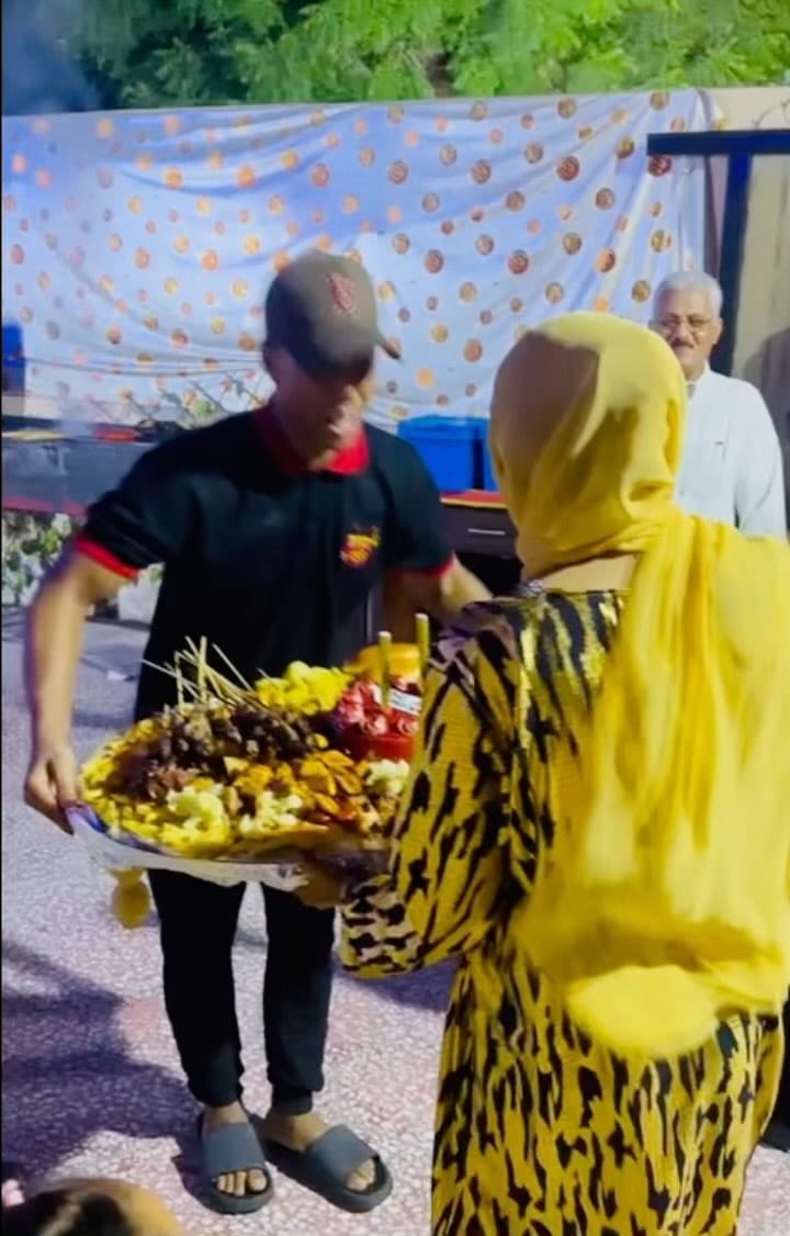 Post 8 by Zezo’s choma Dubai on Instagram (video)