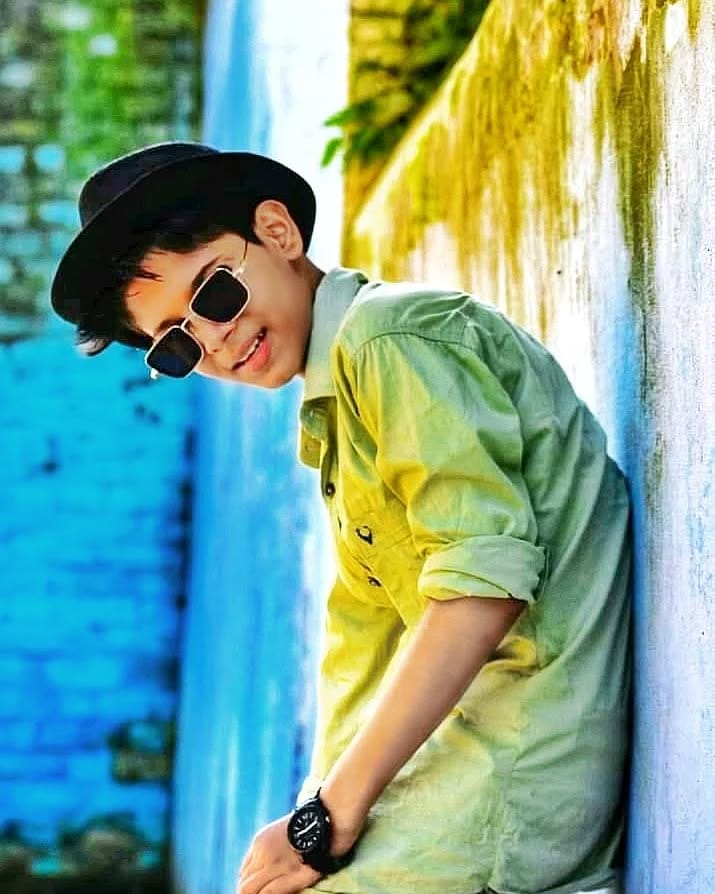 Post 10 by Naman Rastogi on Instagram (image)