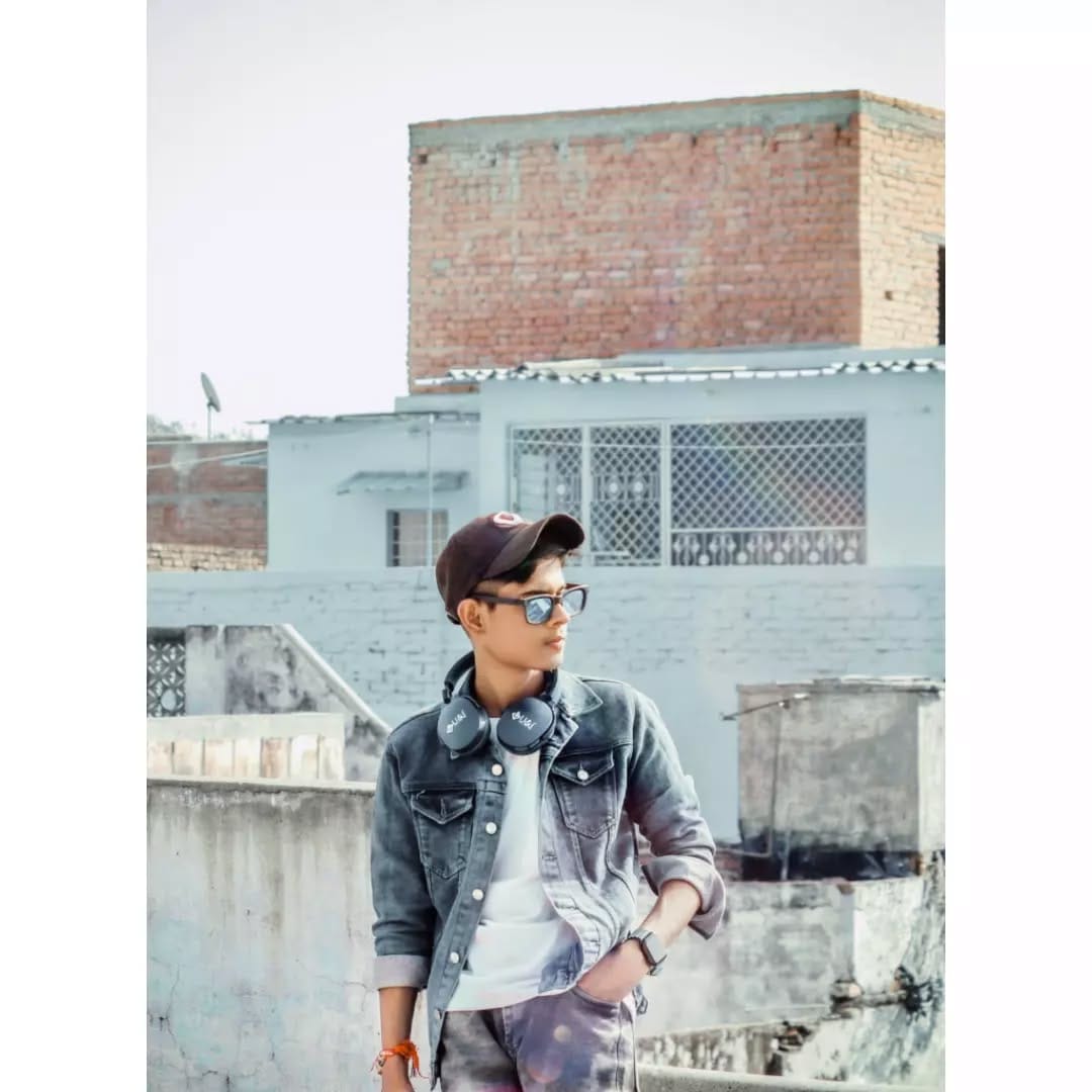 Post 7 by Naman Rastogi on Instagram (image)