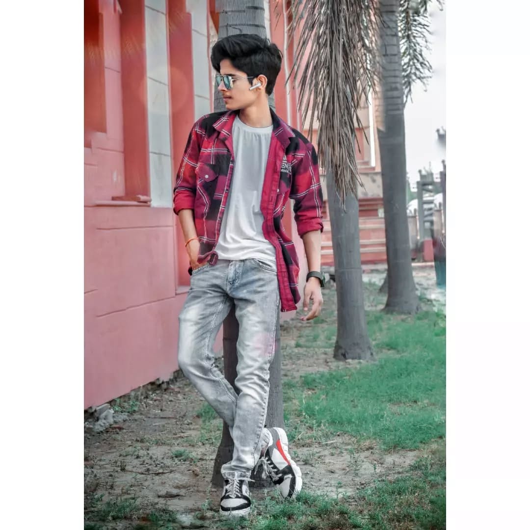 Post 2 by Naman Rastogi on Instagram (image)