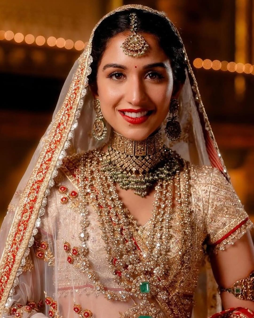 Post 10 by Misheeta Sanghvi 🧿 on Instagram (carousel)