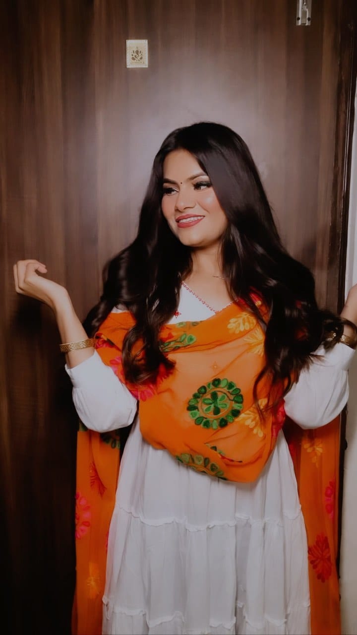 Post 9 by Neha Bhatt Dave on Instagram (video)
