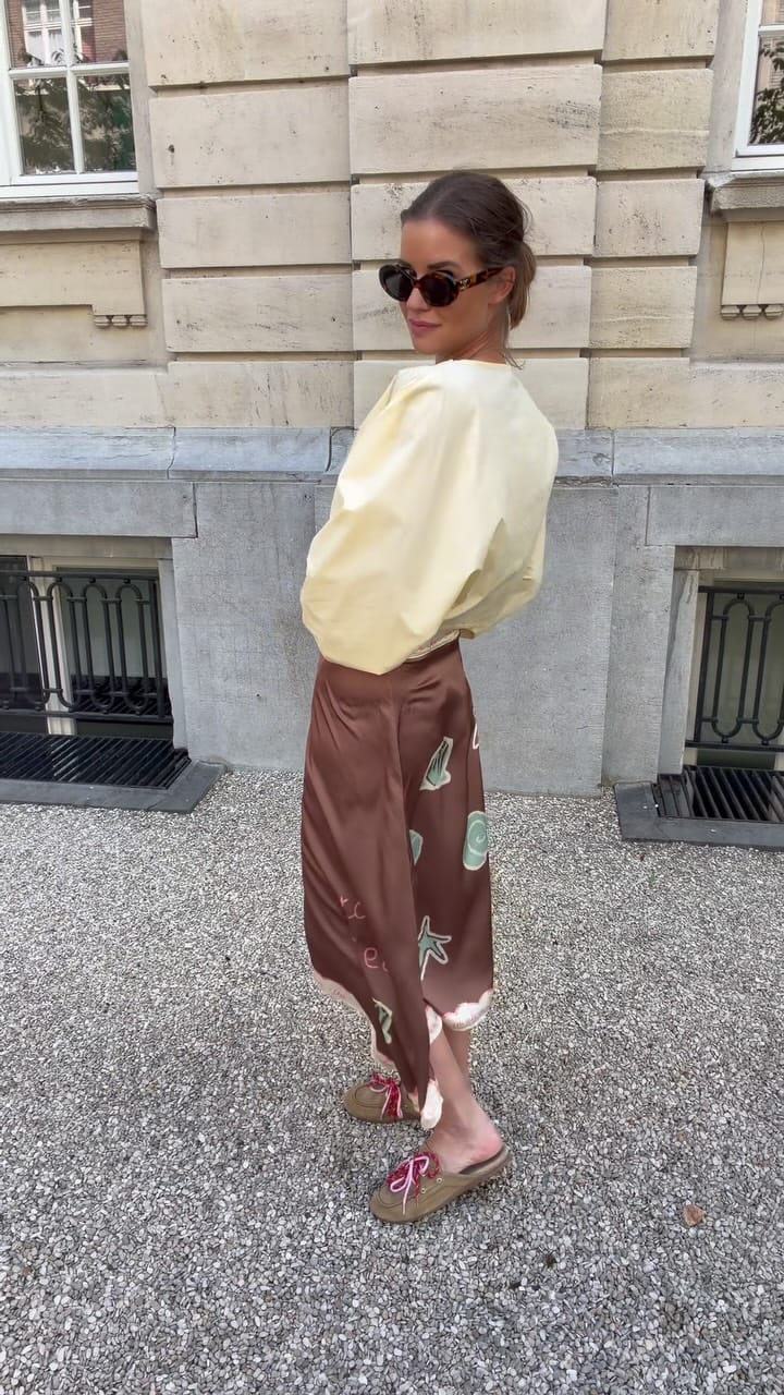 Post 7 by Les Jumelles ®️ on Instagram (video)