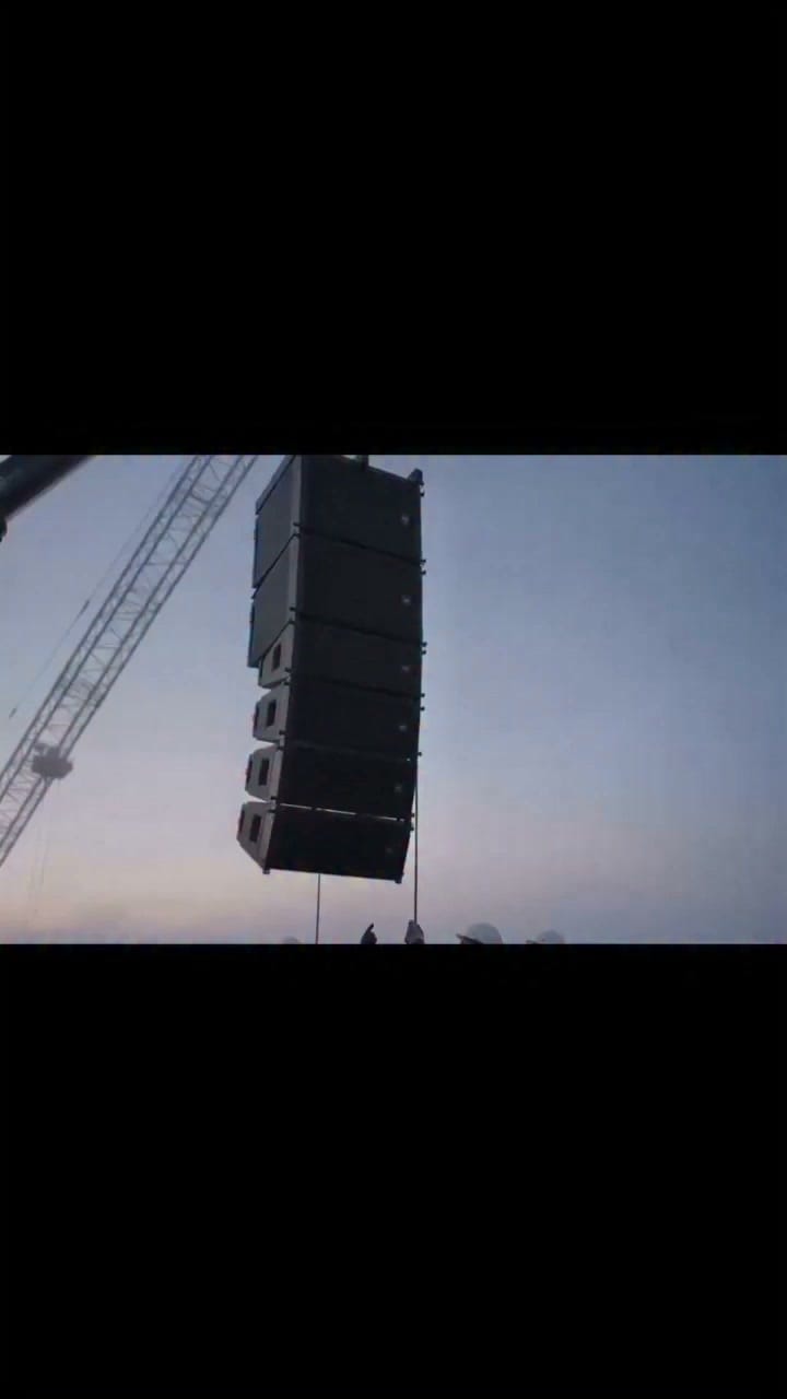 Post 1 by SunnyTimopictures 🌍 on Instagram (video)