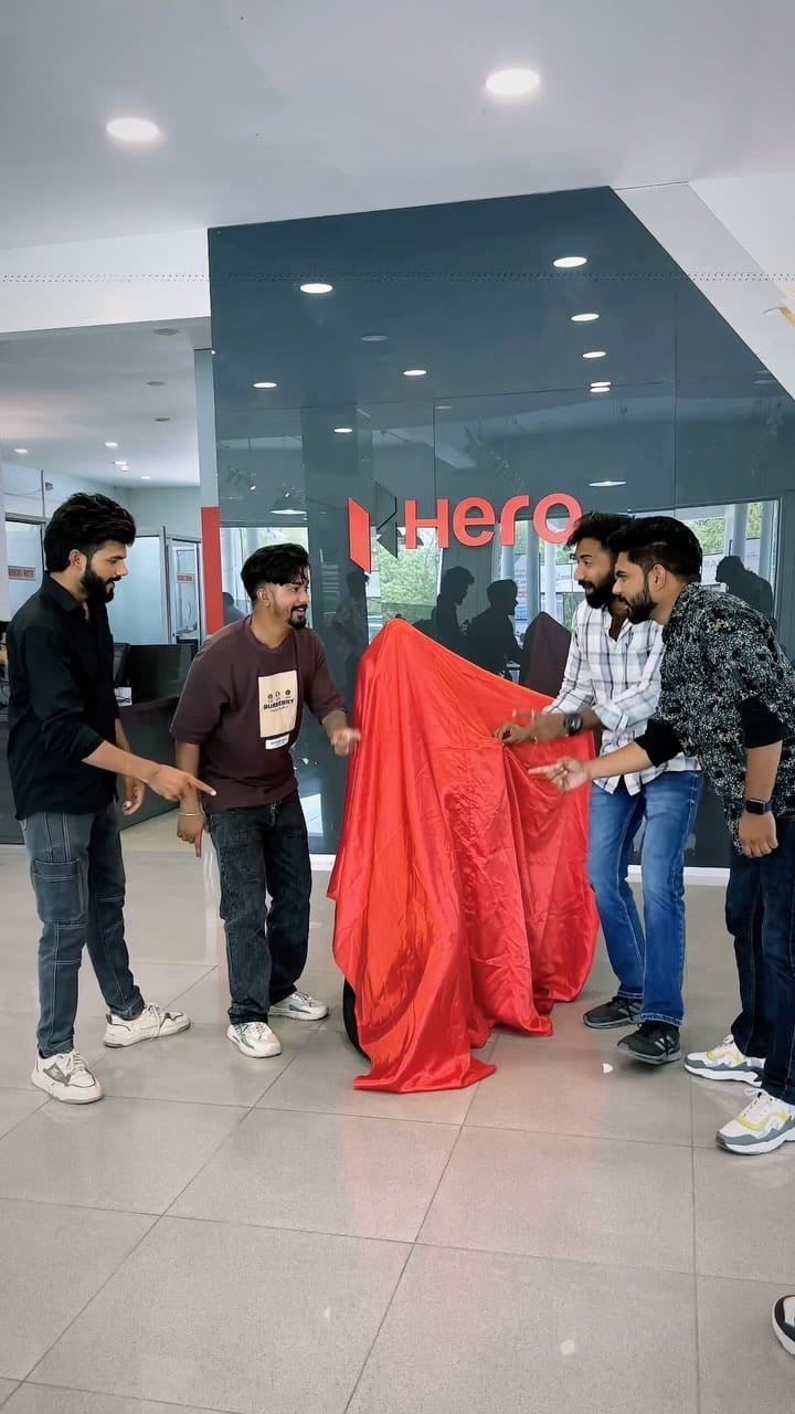 Post 10 by Pawan Swami on Instagram (video)